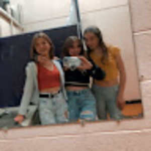 Meet your Posher, Cora